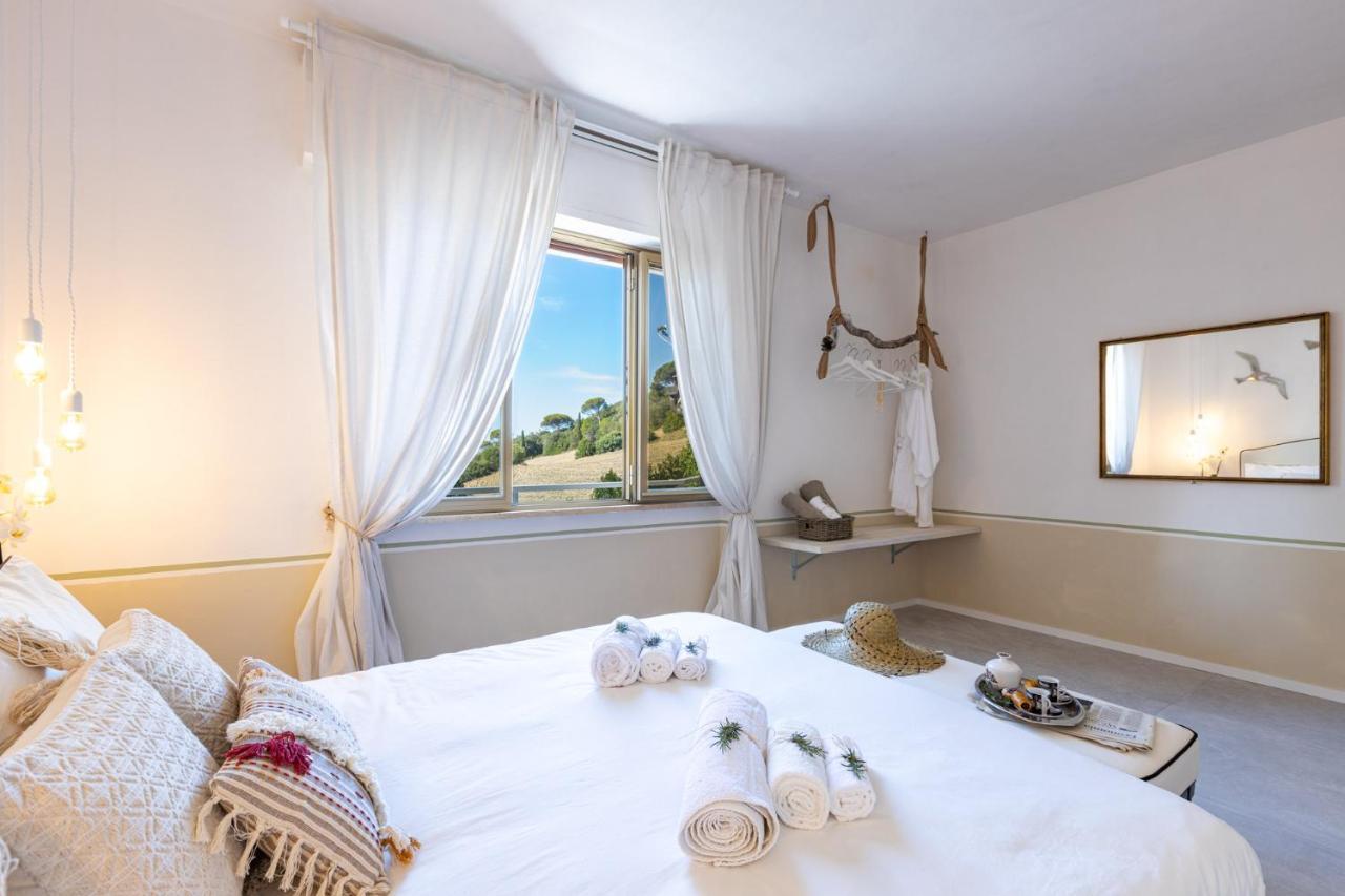 Villa Cesarina Amazing Villa with Private Pool in the Tuscan hills Casale Marittimo Esterno foto